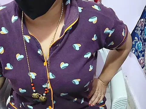 Snapshot of jannu6482 chatting on October 19, 2:52 pm jannu6482 online show from October 19, 2:52 pm