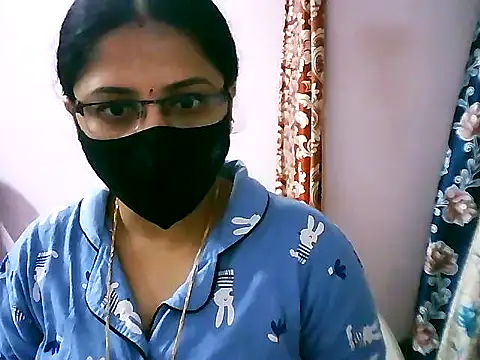 Snapshot of jannu6482 chatting on September 22, 12:47 pm jannu6482 online show from September 22, 12:47 pm