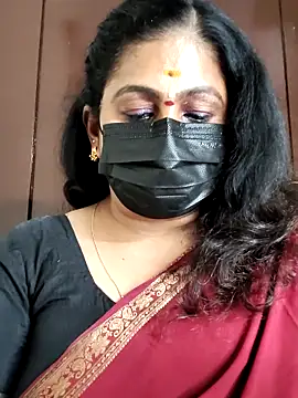 Snapshot of Sweetie_swetha37 chatting on October 8, 5:17 pm Sweetie swetha37 online show from October 8, 5:17 pm