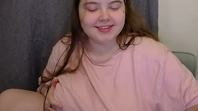 brattyprincessemma online show from April 23, 7:27 pm