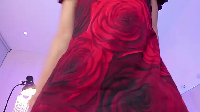 Doll Isa  online show from April 24, 9:06 pm