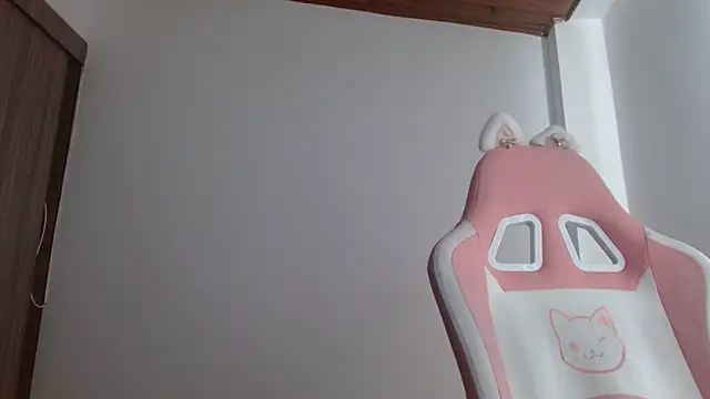 Crystal Star  online show from September 20, 8:51 pm