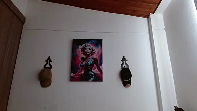 Crystal Star  online show from April 26, 6:49 pm