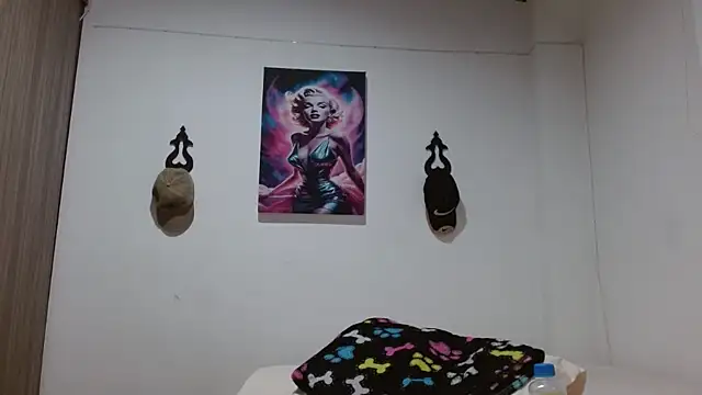 Crystal Star  online show from April 21, 2:51 am