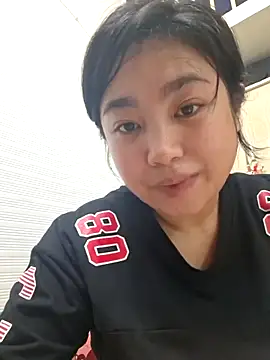 Minn-cute online show from April 21, 2:37 am