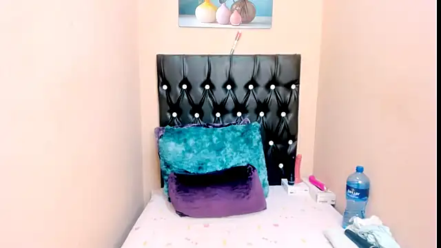 Toxicfantasy4u online show from March 25, 5:16 pm