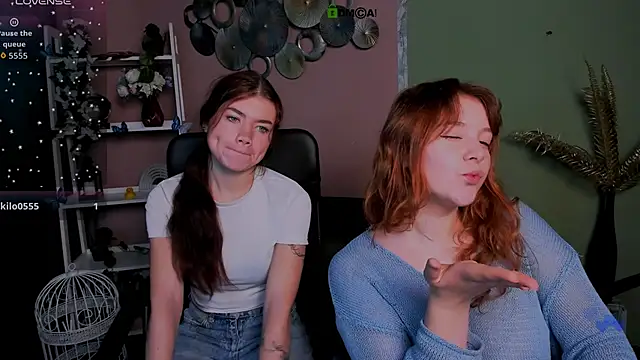 lola sun12 online show from November 13, 3:11 pm