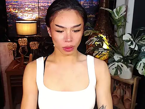 WILDROXIE online show from January 17, 8:27 pm