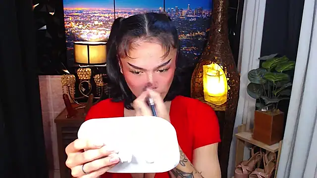 WILDROXIE online show from January 9, 10:58 pm