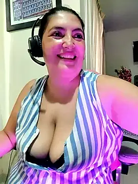 Snapshot of lina_maria99 chatting on September 23, 10:30 pm lina maria99 online show from September 23, 10:30 pm