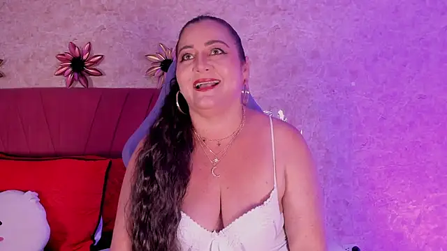Snapshot of PalomaLombardi chatting on October 11, 8:11 pm PalomaLombardi online show from October 11, 8:11 pm