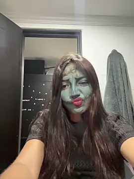 Snapshot of LisaGoddes chatting on October 13, 3:31 am LisaGoddes online show from October 13, 3:31 am