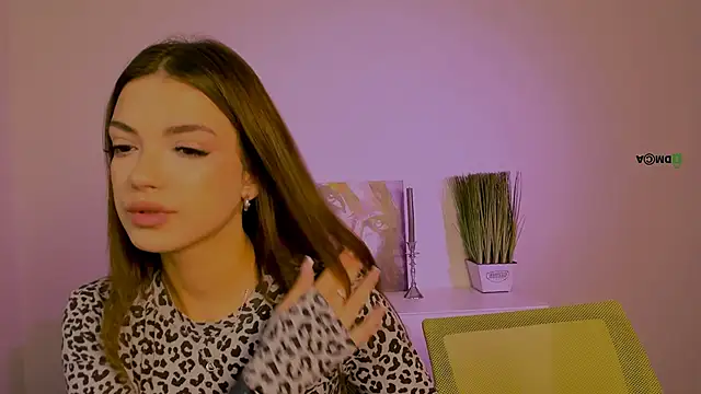 Snapshot of lily_morty chatting on September 10, 7:14 pm lily morty online show from September 10, 7:14 pm