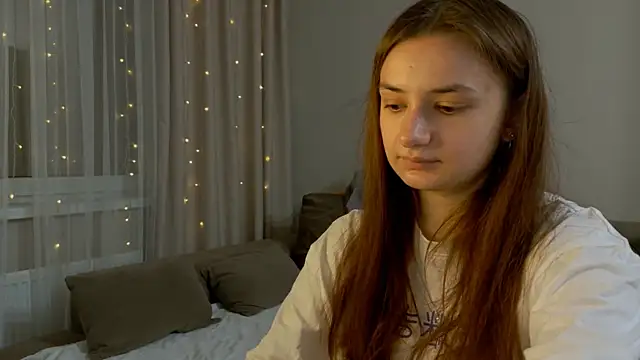 Lelia Vibe online show from March 19, 5:50 pm