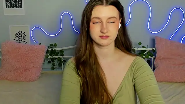 MissFoxy Ti online show from January 13, 2:28 am