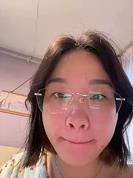 Y2Luvk online show from March 7, 11:34 pm