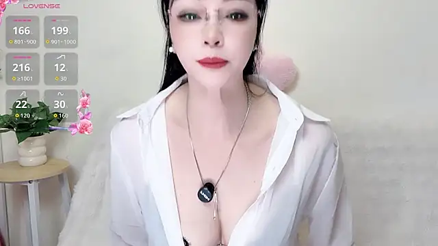 Snapshot of Hua_Hua_0 chatting on September 10, 10:43 pm Hua Hua 0 online show from September 10, 10:43 pm