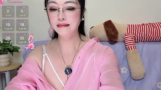 Snapshot of Hua_Hua_0 chatting on September 28, 2:00 pm Hua Hua 0 online show from September 28, 2:00 pm