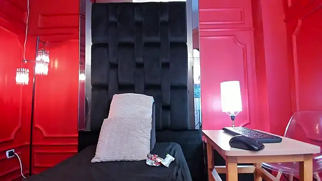 halleylorens online show from September 8, 10:09 pm