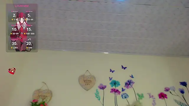Snapshot of Eemily_- chatting on September 29, 7:13 am Eemily - online show from September 29, 7:13 am
