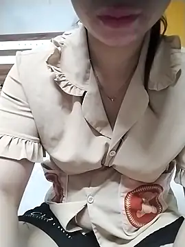 Mie rose online show from September 25, 1:48 am