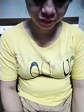 Mie rose online show from April 24, 1:25 pm