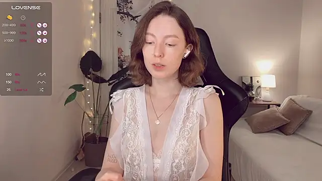 lucky13    online show from March 13, 6:58 am