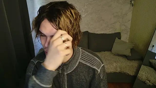 Bonnie And C1yde online show from April 28, 5:11 am