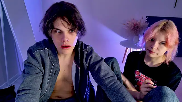 Bonnie And C1yde online show from November 10, 5:30 pm