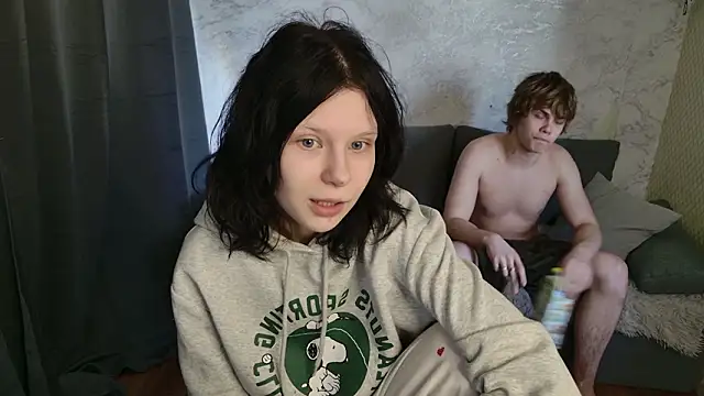 Bonnie And C1yde online show from March 21, 8:19 am