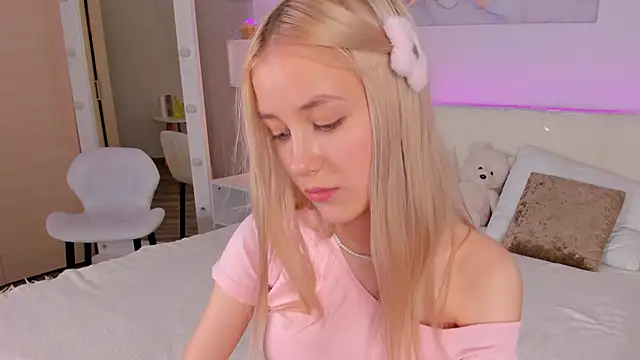 Anellyball online show from April 26, 1:42 pm