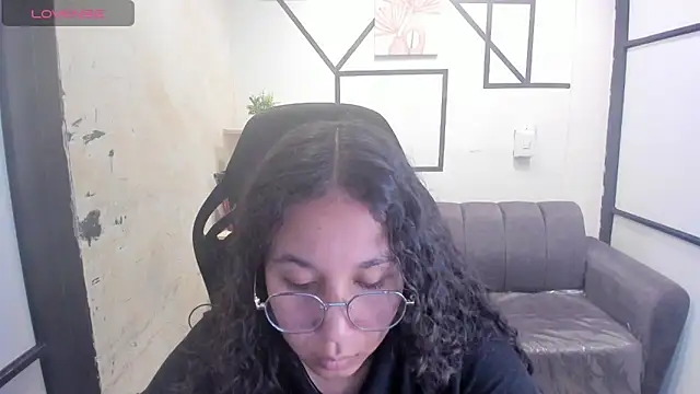 Snapshot of Noahsmitth_ chatting on October 4, 8:13 pm Noahsmitth online show from October 4, 8:13 pm