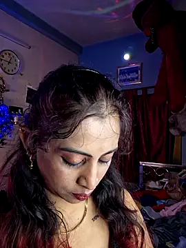Love Beauty01 online show from June 20, 6:55 pm