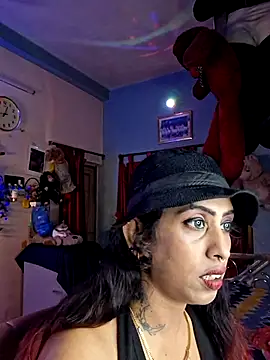 Love Beauty01 online show from June 26, 6:53 pm