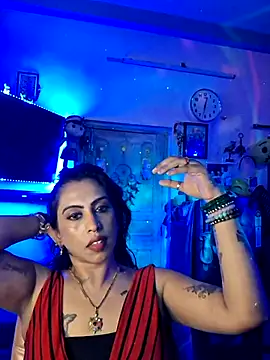 Love Beauty01 online show from July 28, 7:04 pm