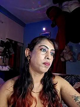 Love Beauty01 online show from July 11, 7:03 pm