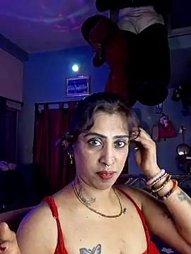 Love Beauty01 online show from June 29, 6:40 pm