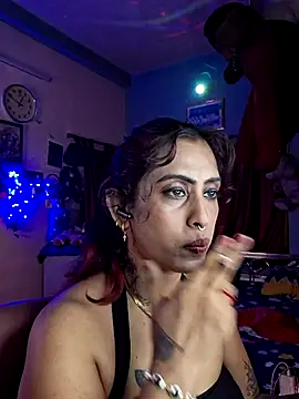 Love Beauty01 online show from July 2, 6:58 pm