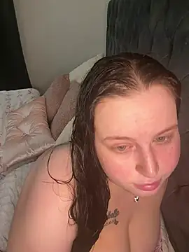 brunetteGirl274 online show from March 21, 9:42 pm