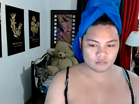 TSbrianaHugeCock online show from April 25, 1:52 pm