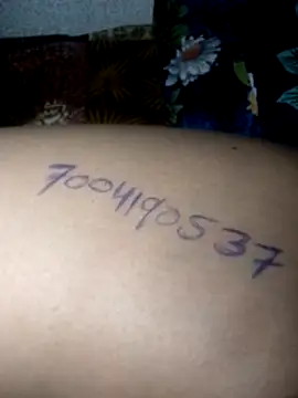 Snapshot of liza-212 chatting on October 21, 8:18 am liza-212 online show from October 21, 8:18 am