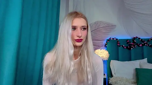 Monica Leen online show from November 22, 6:38 am