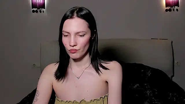 AdeleShinemm online show from April 27, 6:21 am