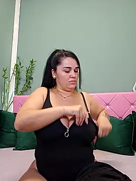 VickyDivinee online show from September 8, 7:02 pm