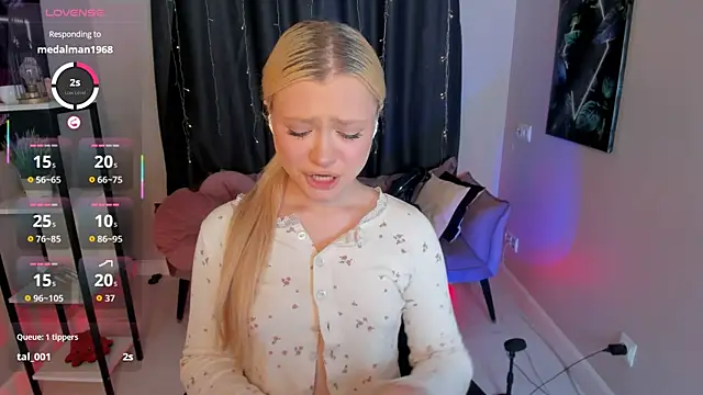 Millie Vanillies online show from October 20, 8:56 pm