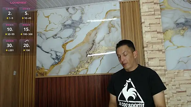 mollyandsam303av online show from March 30, 9:36 pm