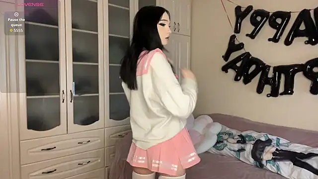 MalvinaKroening online show from February 13, 3:41 am