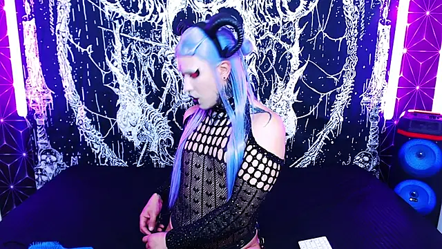 naomi satan online show from May 2, 2:04 am
