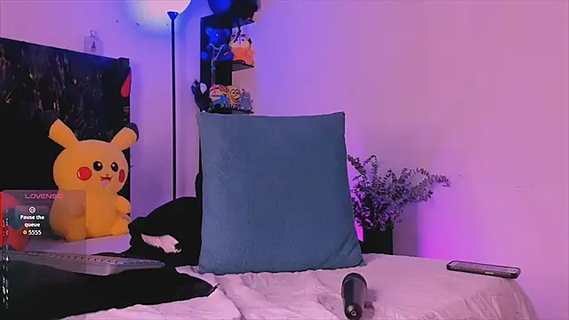MadissonAbondax  online show from July 10, 7:58 pm