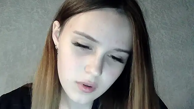 Snapshot of SweetLoraa chatting on September 29, 8:03 pm SweetLoraa online show from September 29, 8:03 pm